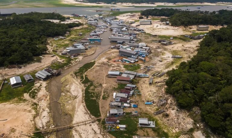 A população afetada por enxurradas no Brasil aumentará entre 100 e 200%, nos próximos anos