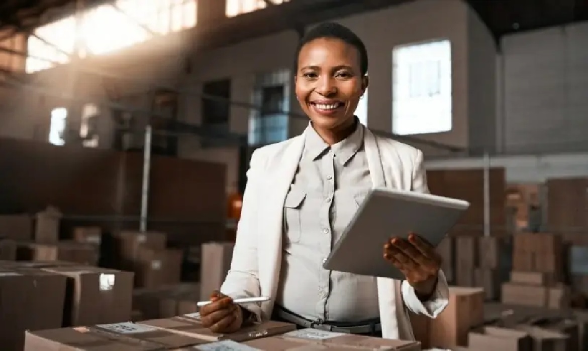 Uma das principais formas de tornar uma empresa mais diversa e inclusiva é ter atenção ao processo de recrutamento e seleção