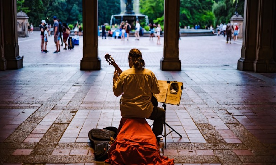 O Dia do Músico é comemorado em 22 de novembro em homenagem ao Dia de Santa Cecília, reconhecida na Igreja Católica como a padroeira dos músicos e artistas