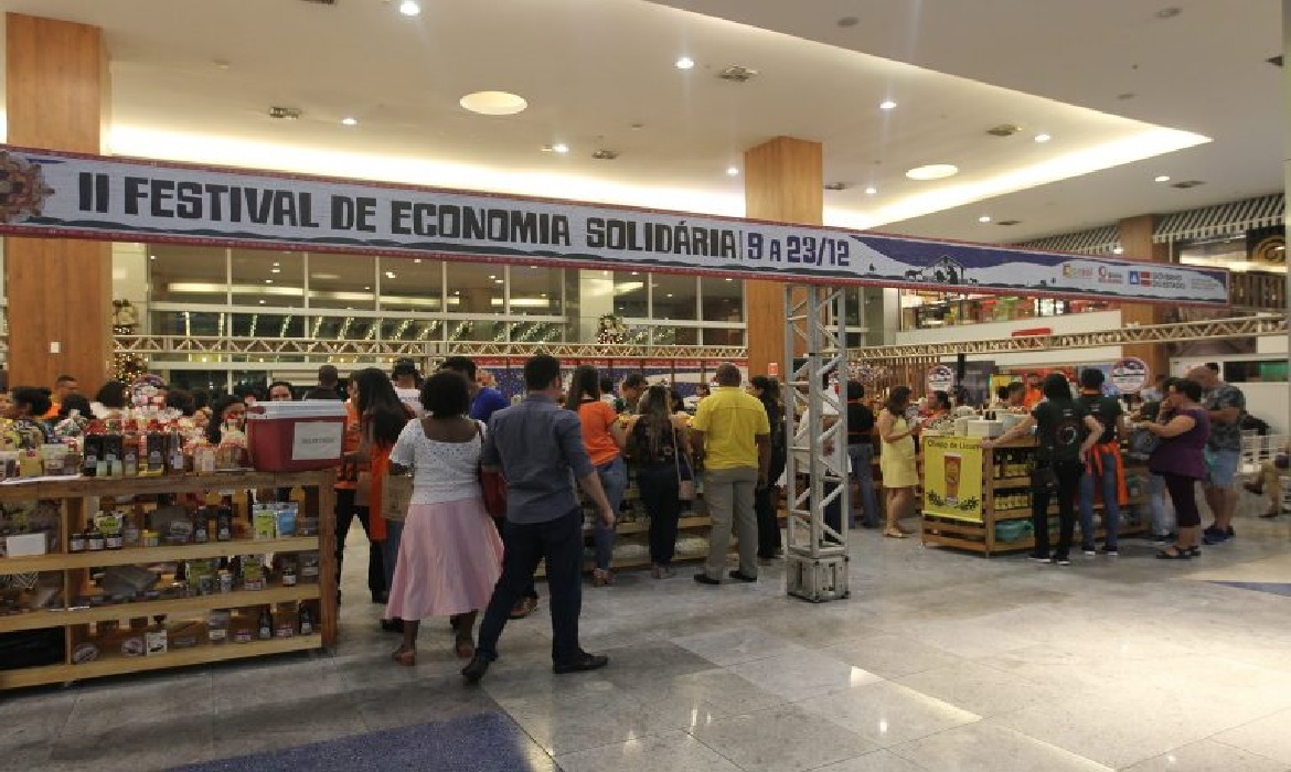 Um dos objetivos é fortalecer o associativismo e o cooperativismo, que caracterizam os empreendimentos de economia solidária.