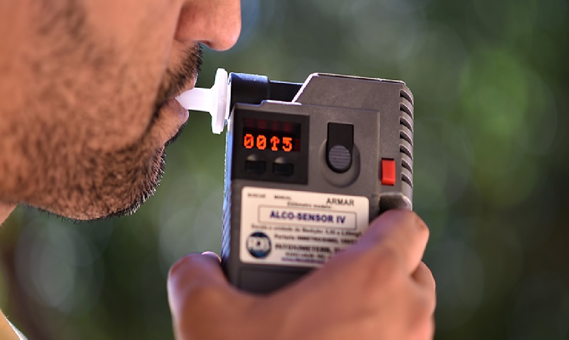 O grande número de acidentes causados pela ingestão de álcool faz vítimas principalmente entre os jovens