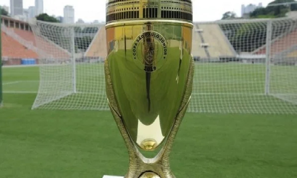 A final da competição acontece dia 25 de janeiro, aniversário da cidade de São Paulo, no Pacaembu.