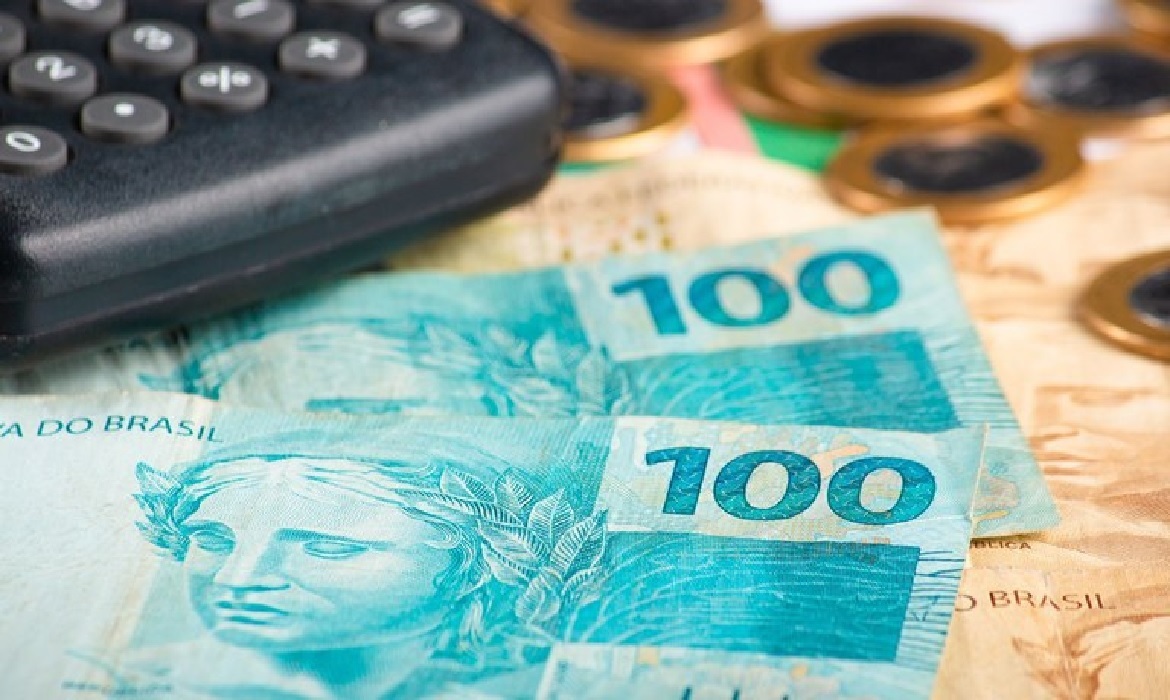 O pagamento das aposentadorias e pensões com reajuste vai de 27 de janeiro a 7 de fevereiro.