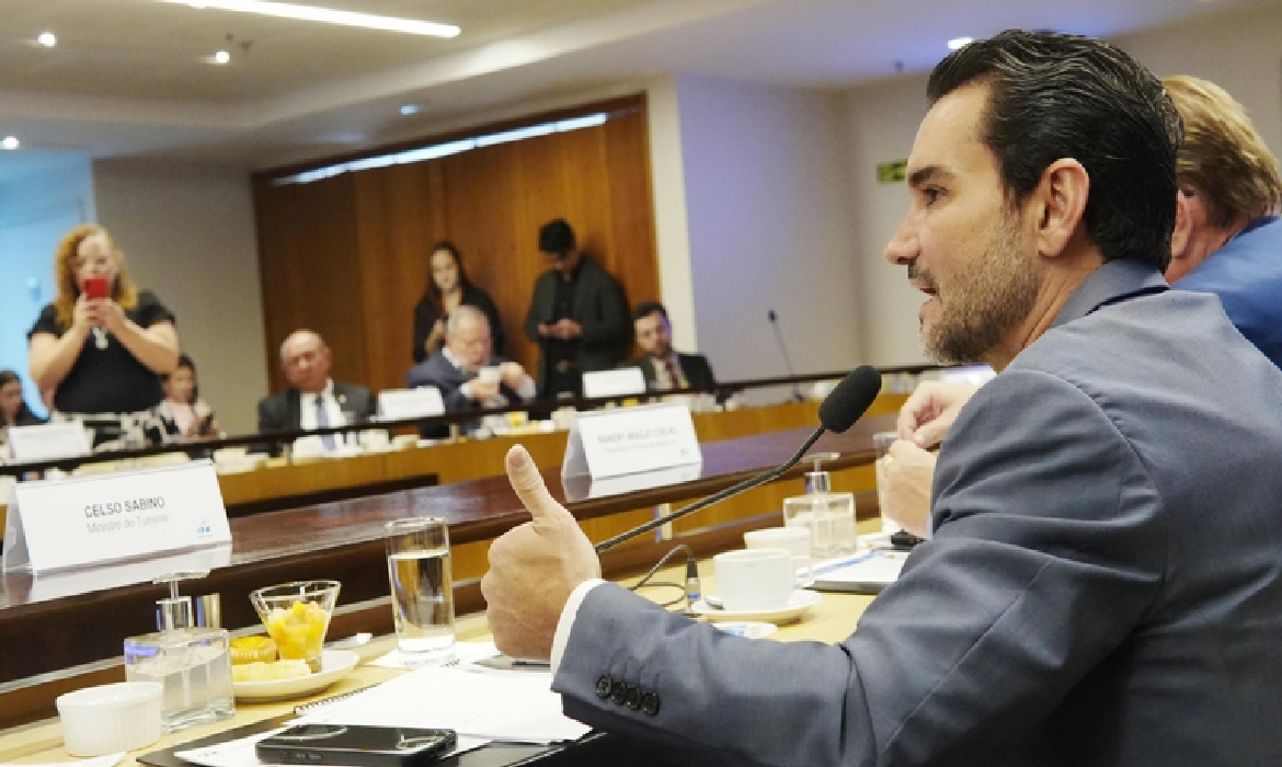 Para garantir o impulsionamento da aquicultura no Amazonas, o Idam atua, colaborando com projetos para crédito rural.