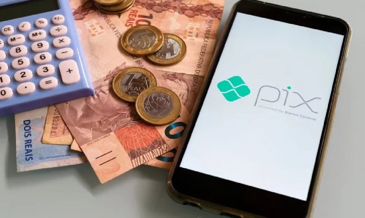 O PIX Parcelado não usa o cartão de crédito, mas sim um empréstimo pessoal, com as parcelas pagas mensalmente.