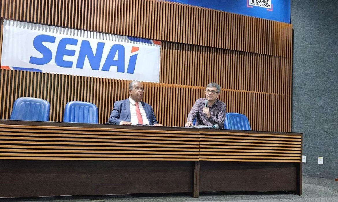Empresários discutem os riscos jurídicos, o aumento das responsabilidades e os efeitos provocados pela nova Medida Provisória sobre empréstimos com desconto em folha.