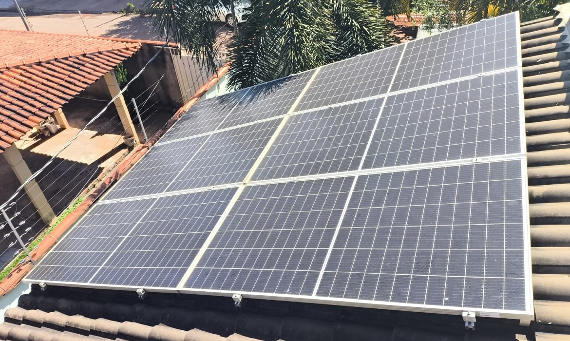 O retorno do investimento na energia fotovoltaica é rápido, com a economia de luz imediata, e isso reflete em todos os setores da empresa.