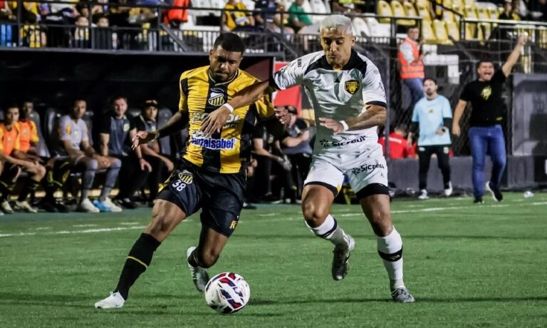 Pedro Rocha Neves, do Remo, é o artilheiro da competição com 8 gols.