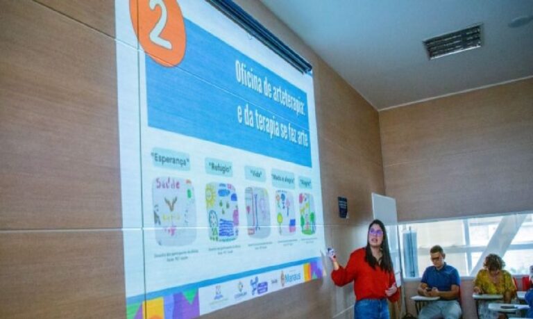 A atividade tem como objetivo valorizar e divulgar experiências, pesquisas e projetos de extensão.