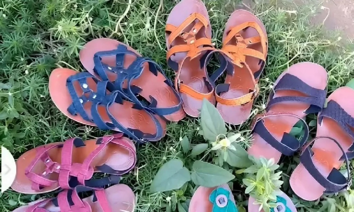 Maria do Couro fez dos resíduos da piscicultura uma fonte de renda e inspiração.