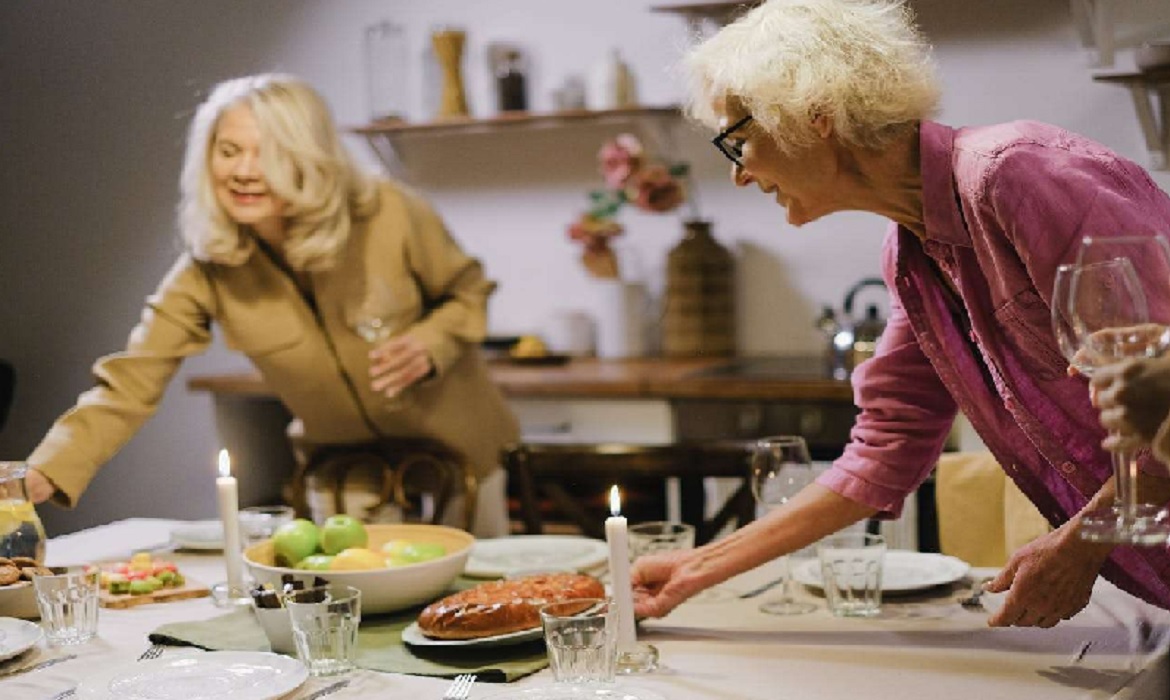 Uma moradia confortável e segura vai muito além de móveis adaptados e barras de apoio. Ela influencia diretamente a qualidade de vida e a saúde mental na terceira idade.