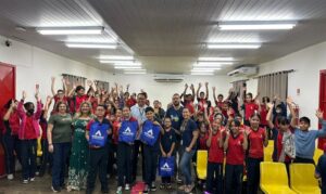 A iniciativa aproxima a Amazonas Energia da comunidade com ações de educação e preservação.