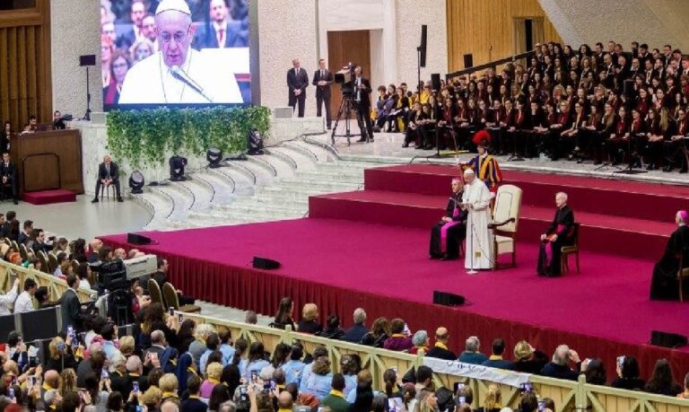 A programação inclui ainda audiência com o Papa Leão XIV, missa na Basílica Vaticana e a oração do Angelus com o Pontífice. As inscrições para o V Encontro Internacional dos Corais no Vaticano começam em março.
