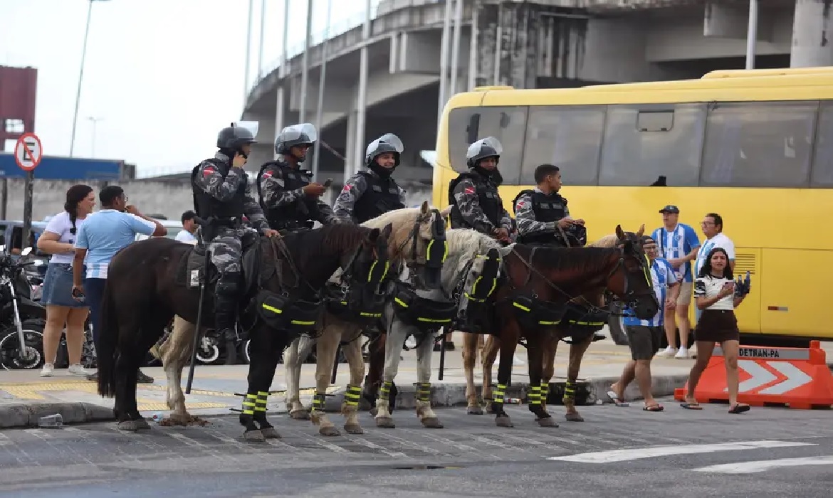 A ação será realizada no entorno do Estádio Mangueirão, com equipes atuando para facilitar o acesso dos torcedores e reduzir congestionamentos antes e depois da partida.