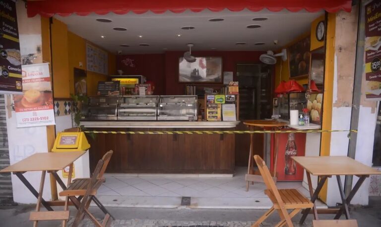 Projeto também prevê a possibilidade de contratação de até dois empregados.