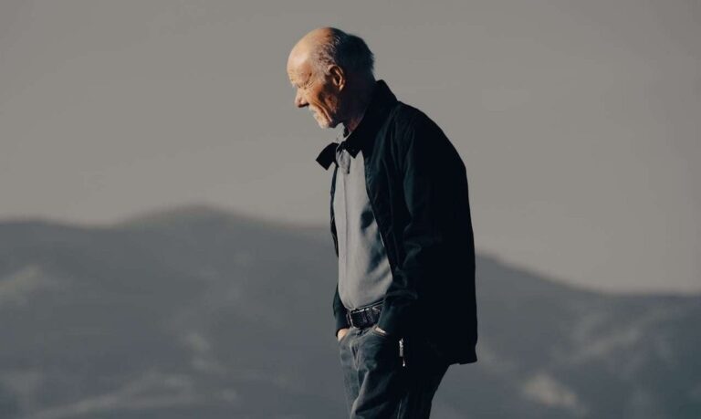 Envelhecendo é um processo contínuo, não um evento isolado.