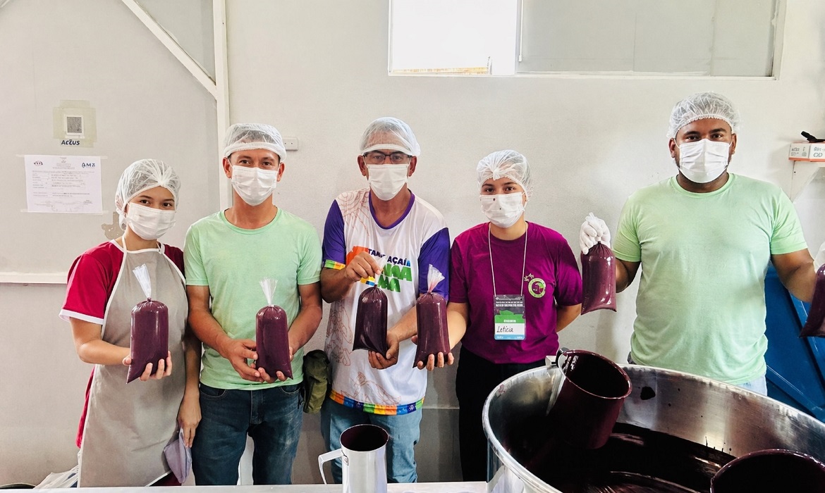 Capacitação impulsiona conhecimentos para agricultores familiares e extrativistas.