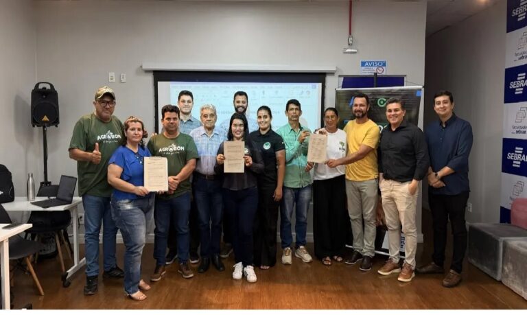 Cooperativismo ganha força com alinhamento de estratégias e integração entre cooperativas em Rondônia.