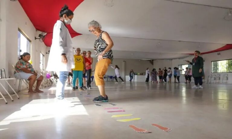 Especialistas alertam que quedas podem comprometer autonomia, autoestima e qualidade de vida na terceira idade.