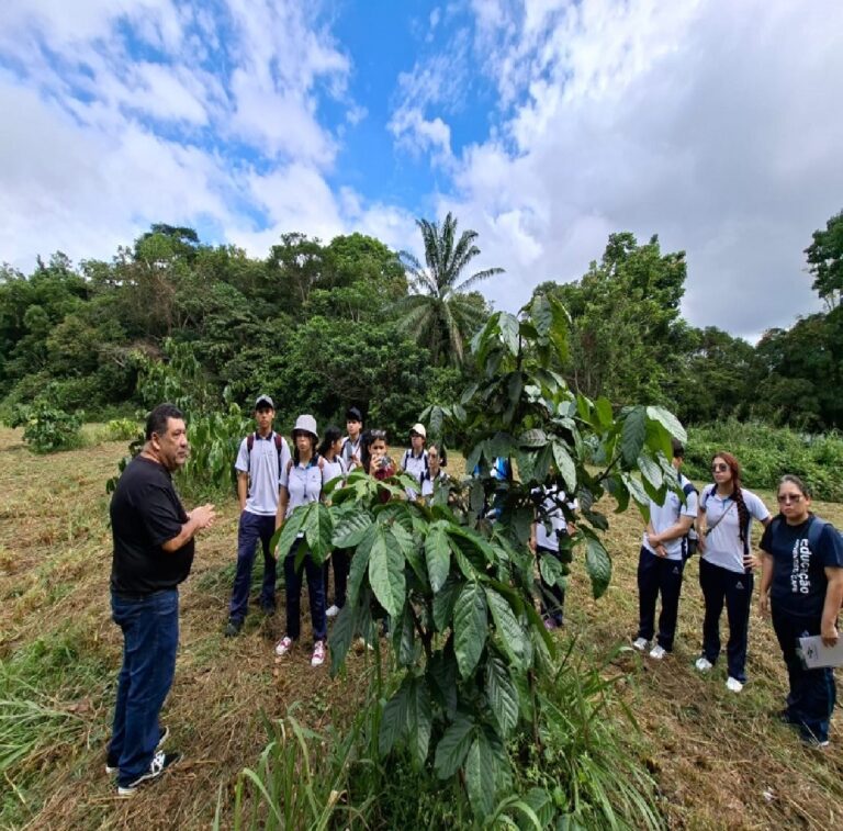 Programa Embrapa & Escola promoveu troca de experiências e aproximou o ambiente escolar da pesquisa agropecuária.