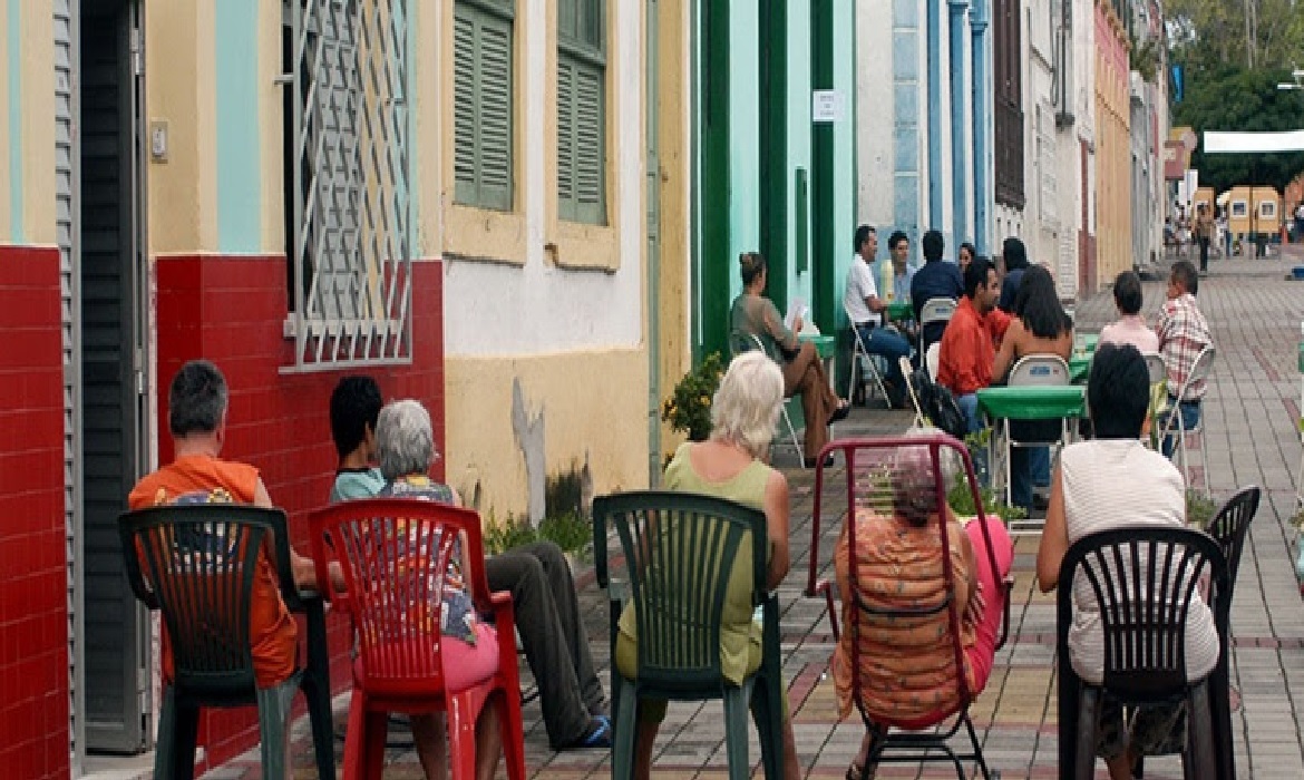 Atividades no Museu da Cidade integram programa focado em zeladoria, educação e conservação do patrimônio amazonense.