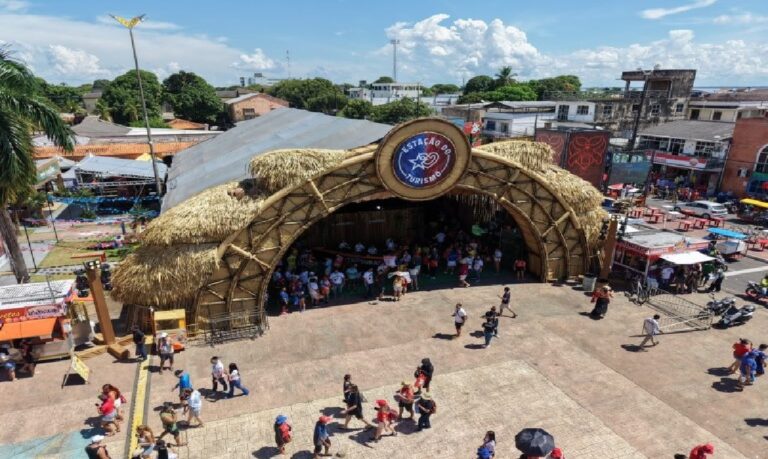 A diversidade de alimentos expostos durante o evento reforça a força da Produção Sustentável e o papel do campo no desenvolvimento regional.