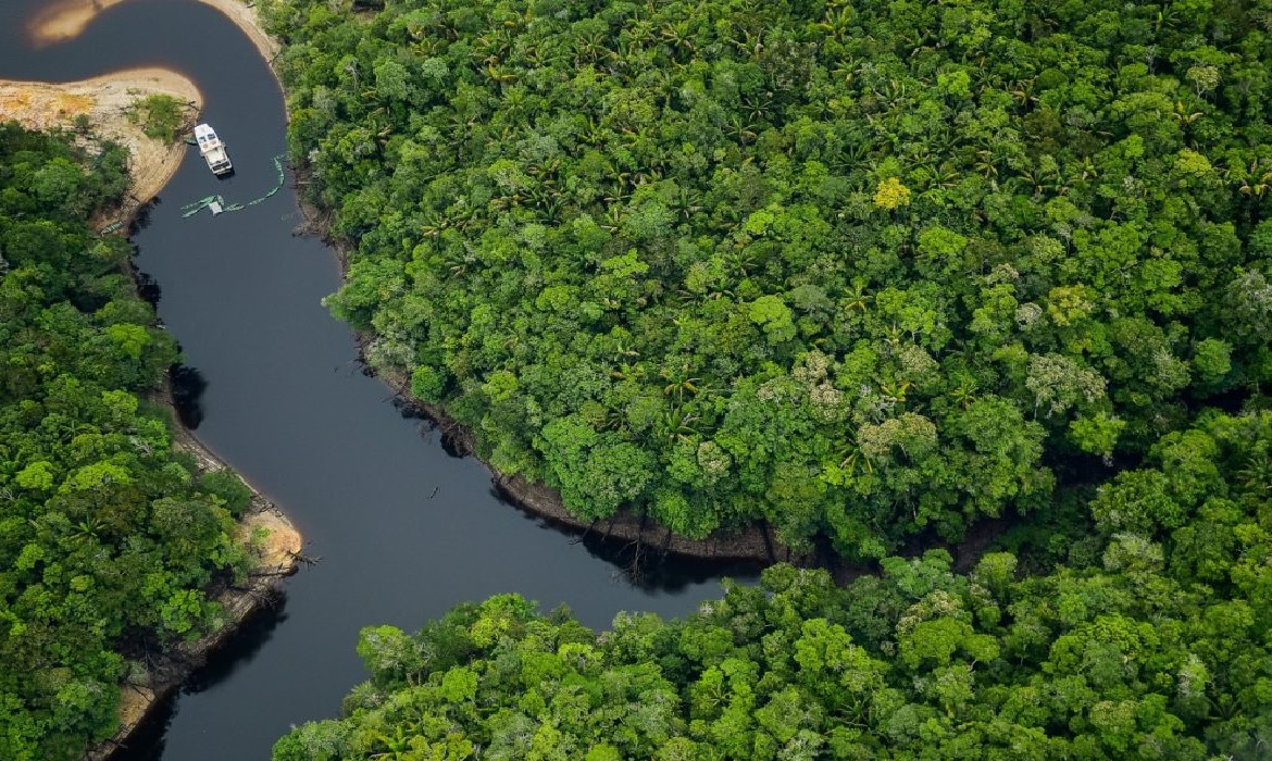 Texto aprovado pela comissão busca unir preservação ambiental, renda e valorização das tradições locais.