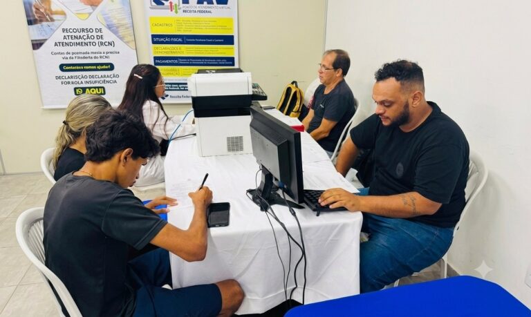 Com foco em inclusão e cidadania, a AçãoSocial levou serviços essenciais de saúde e documentação para moradores da Zona Leste.