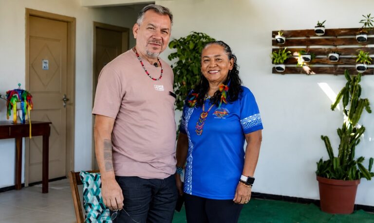 Pousada combina cultura local, hospitalidade familiar e valorização da floresta para atrair visitantes.