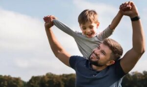 Ao criar o próprio negócio, homens encontram no empreendedorismo uma alternativa para flexibilizar horários e construir uma paternidade mais presente.