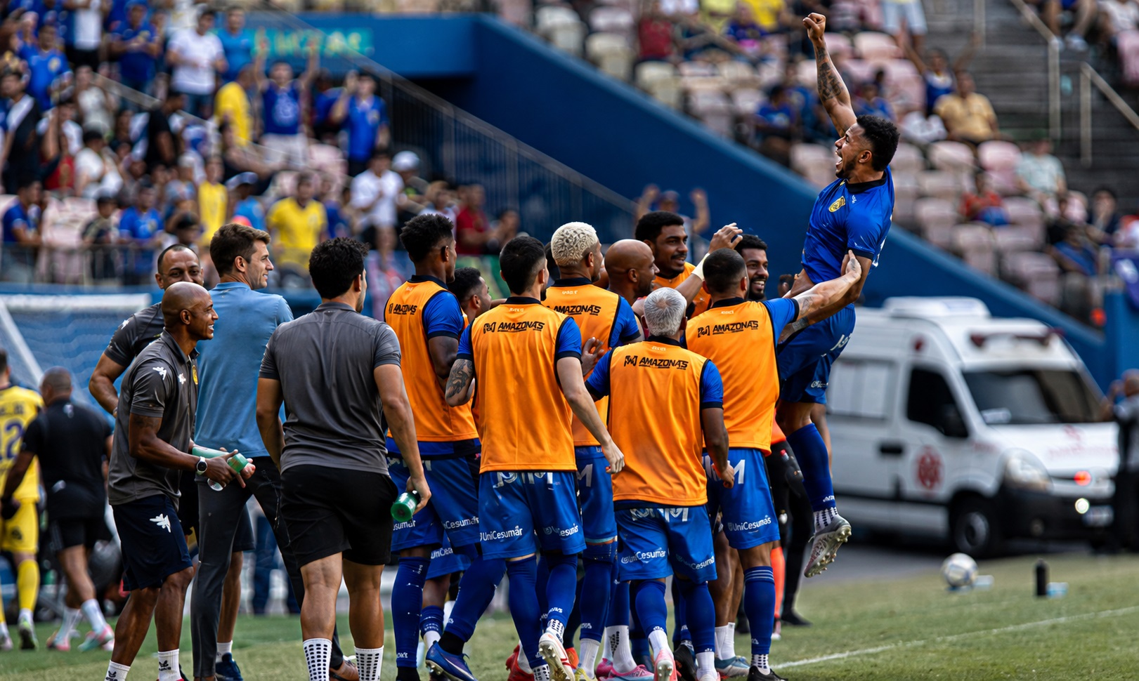 Com dois gols de Luiz Fernando, time potiguar vence por 2 a 1 na Arena da Amazônia e larga na frente nas quartas de final.