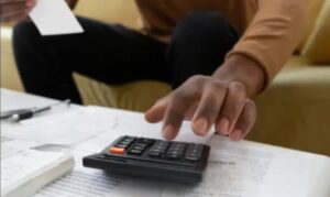 Manter o CNPJ regular ajuda a preservar benefícios e a emissão de notas fiscais.