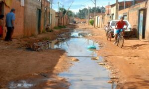 Iniciativas religiosas buscam transformar preocupação ambiental em ação comunitária.