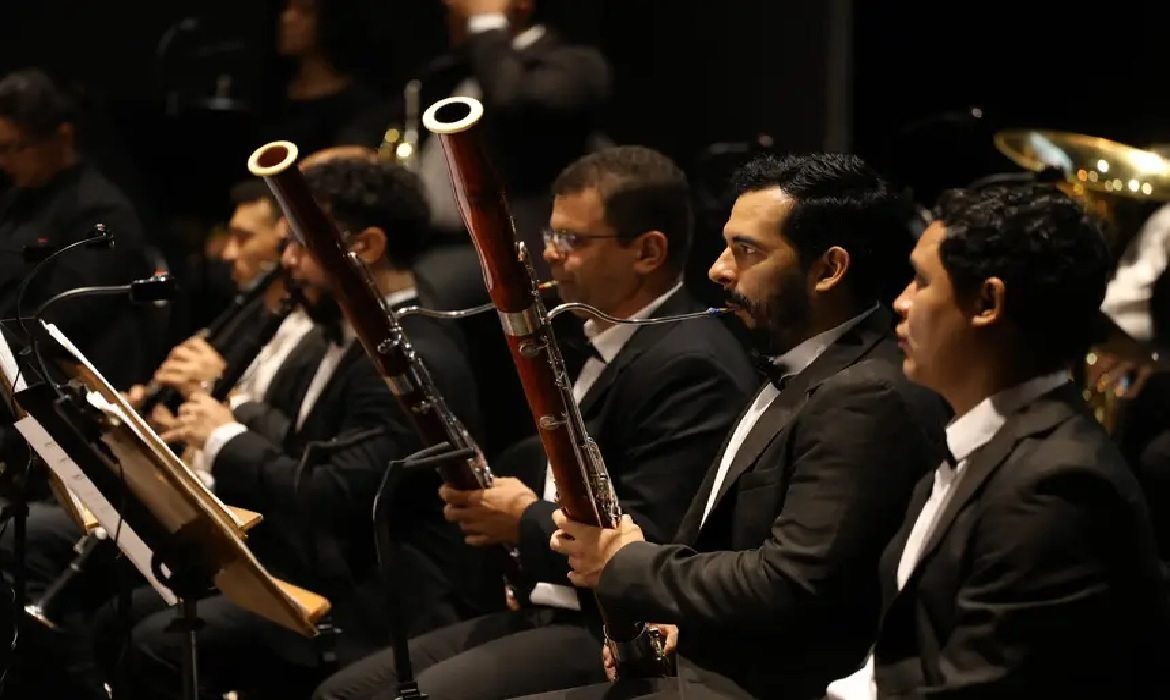 Músicos paraenses selecionados integrarão o concerto sob a regência inédita do maestro Miguel Campos Neto, no Theatro da Paz.
