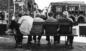 Movimento Vidas Idosas Importam destaca a necessidade de combater a violência, o abandono, a negligência e a discriminação por idade.