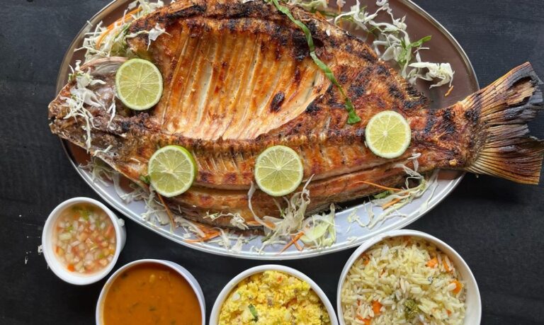 Peixes locais, frutas regionais e raízes como macaxeira surgem como alternativas saudáveis e acessíveis para substituir itens industrializados e hipercalóricos.