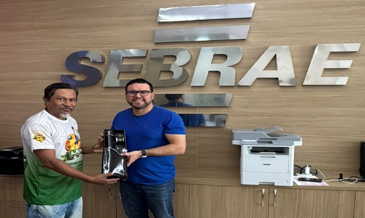 Atendimento incluiu emissão e renovação da Carteira do Artesão.