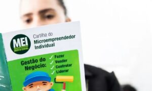 Quase metade dos MEIs está no mercado há mais de cinco anos, enquanto 19% já ultrapassaram uma década de atividade.